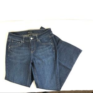 White House Black Market WHBM Feel Beautiful Contour Boot Leg Jeans